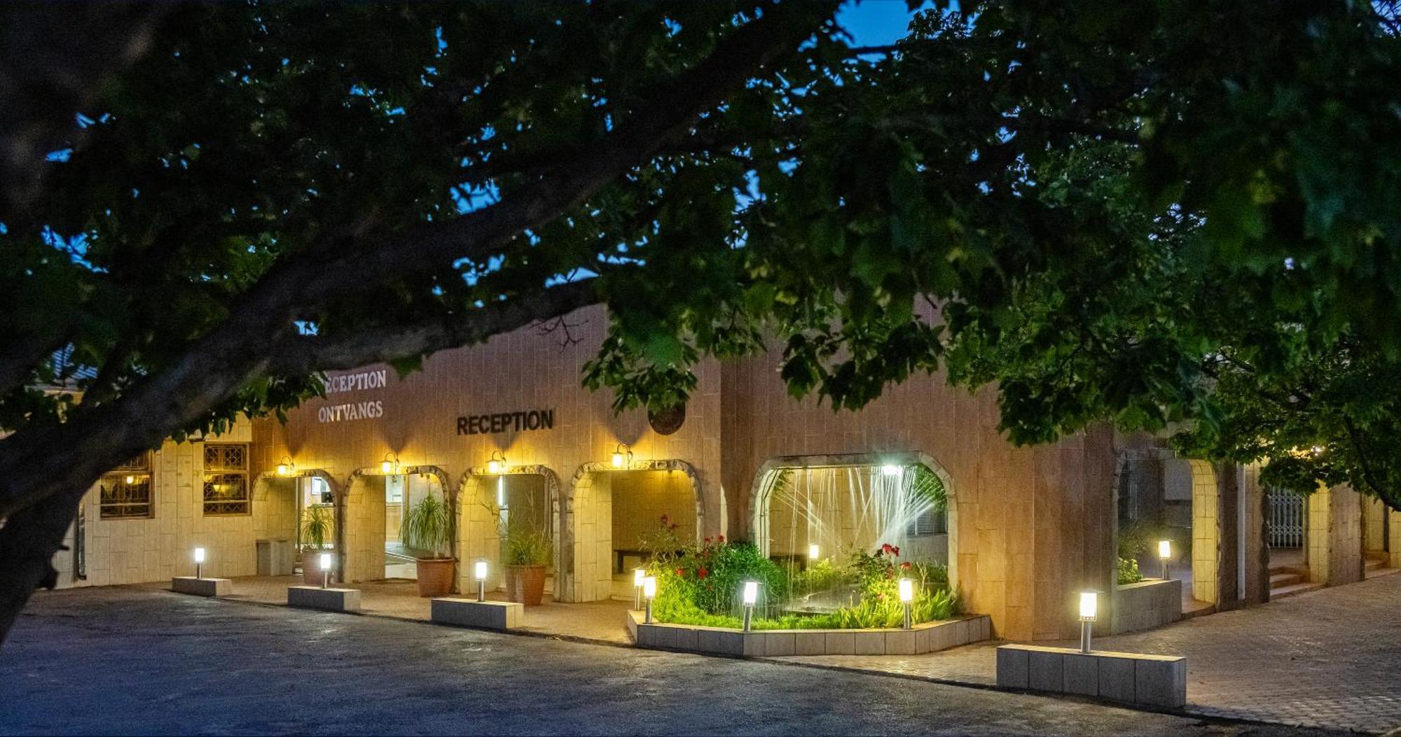 Kuruman Lodge Экстерьер фото